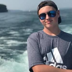 Meet your Posher, Chase